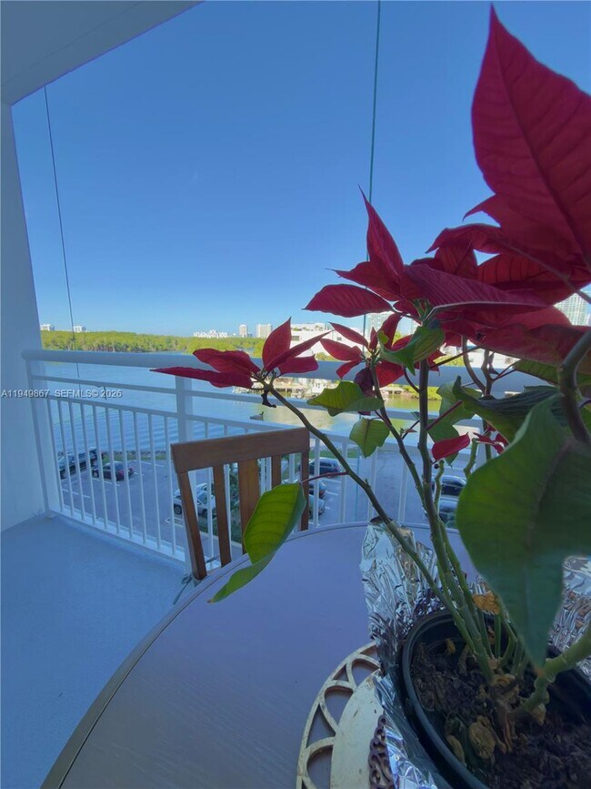 Photo - 400 Kings Point Dr Unit 518