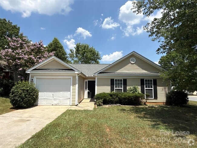 Building Photo - 7037 Breeders Cup Cir Rental