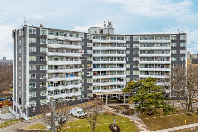 Building Photo - 2050 Keele Street