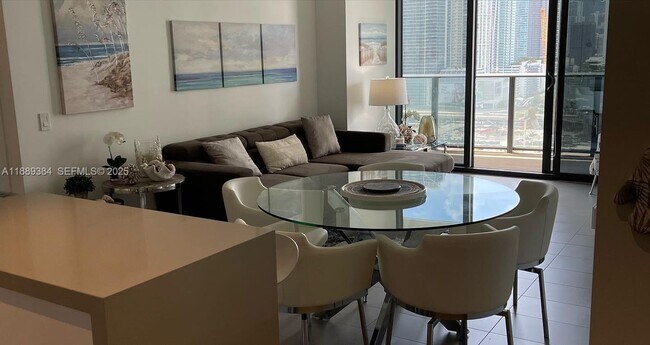 Building Photo - 1600 NE 1st Ct Unit 2109