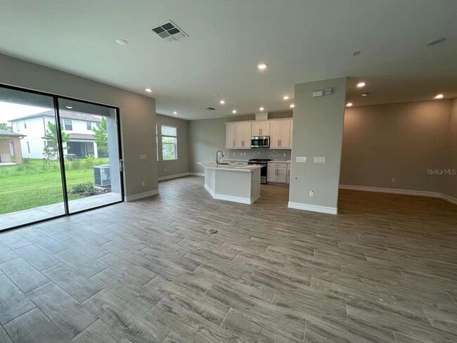 Photo - 4612 Almada Ln