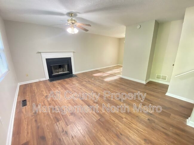 Photo - 67 Winchester Ct