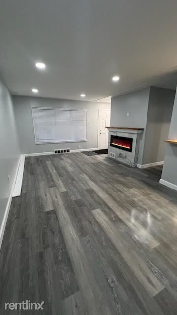 Photo - 3 br, 1.5 bath House - 23070 Scotia Rd