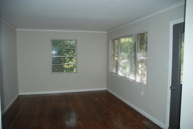 Photo - 2038 Dellwood Pl