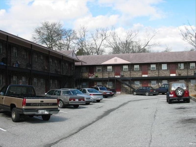 Kingston Court - Kingston Court Apartments