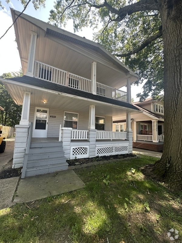 Building Photo - 4609 Behrwald Ave Rental