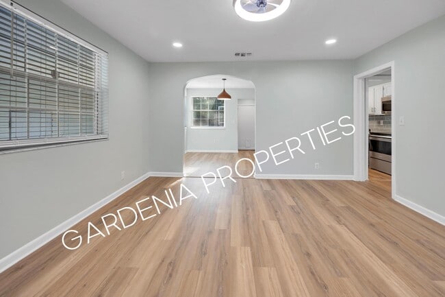 Photo - 1353 Placid Pl