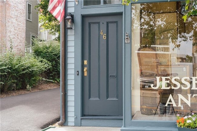 Photo - 46-46 State St Unidad 2