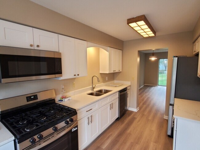 Photo - 1355 Dunham Ct