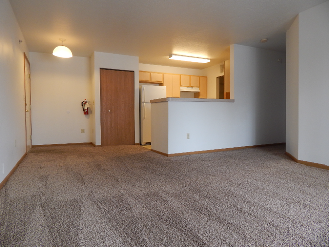 Building Photo - 1112 W 4th St Rental