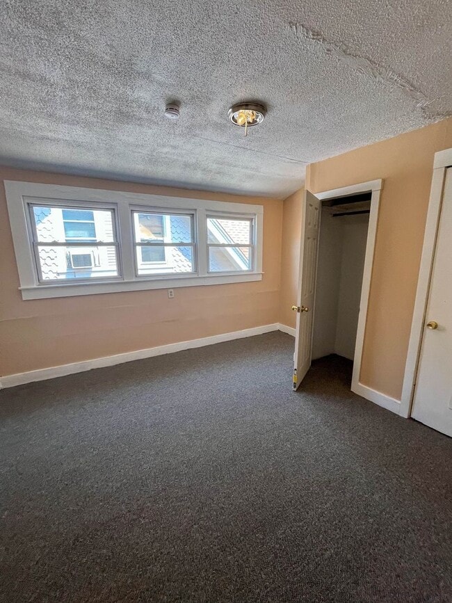 Photo - 67 Derby Ave Unit 3