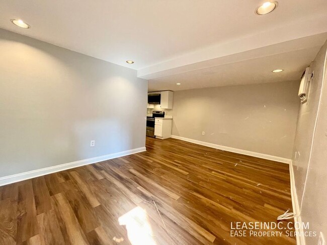Photo - 2404 10th St NE Unit #B