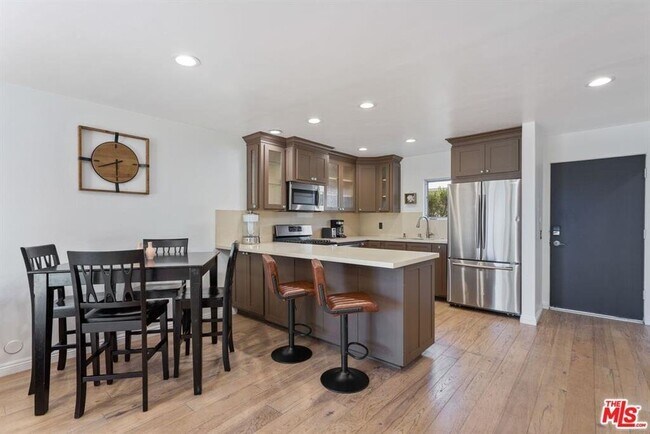 Photo - 28711 CA-1