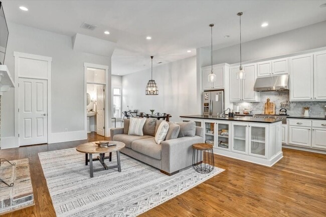 Photo - 10671 Serenbe Ln