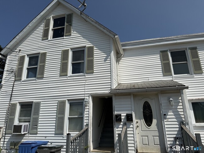 Building Photo - 97 Bissell St Unit 2