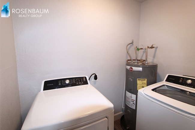 Photo - 550 W 9th St Unit 1