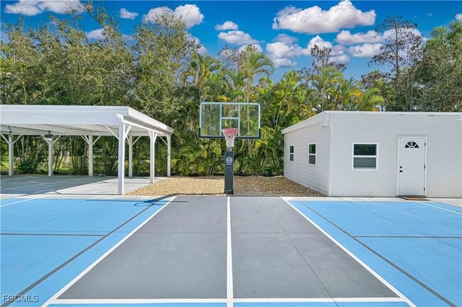 Building Photo - 6941 Hunters Rd