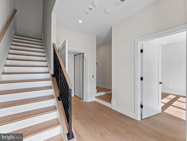 2015 Tysons Ridgeline Rd