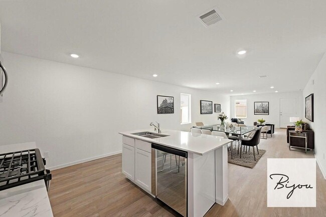 Photo - 3028 Brizzo Bch Ln