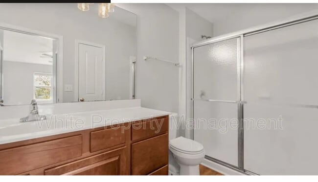 Photo - 339 Westbend Dr Unit 339 Westbend Dr Hyde Park