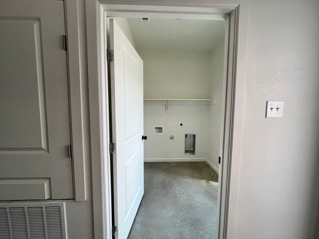 Photo - 2232 J E Woody Rd