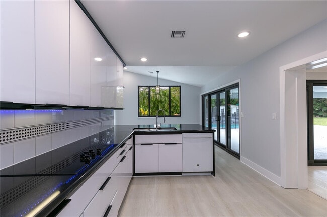Photo - 13401 SW 83rd Ave