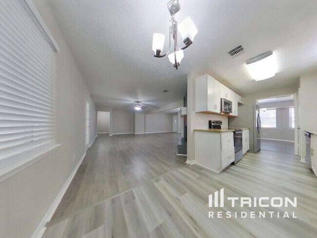 Photo - 4422 Ponca St