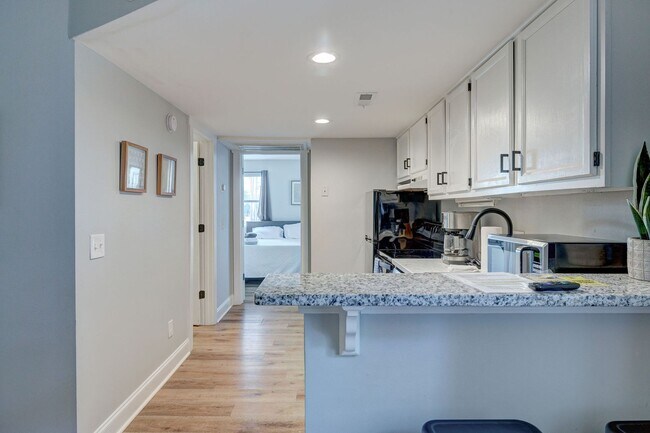 Photo - 4752 Seahawk Ct Unit B10