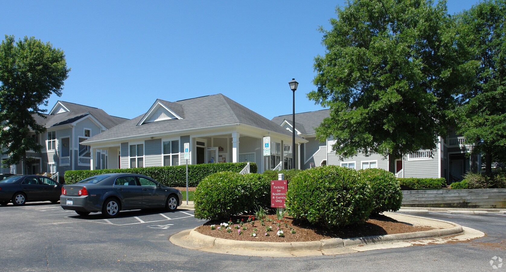 Photo - Avonlea Apartments