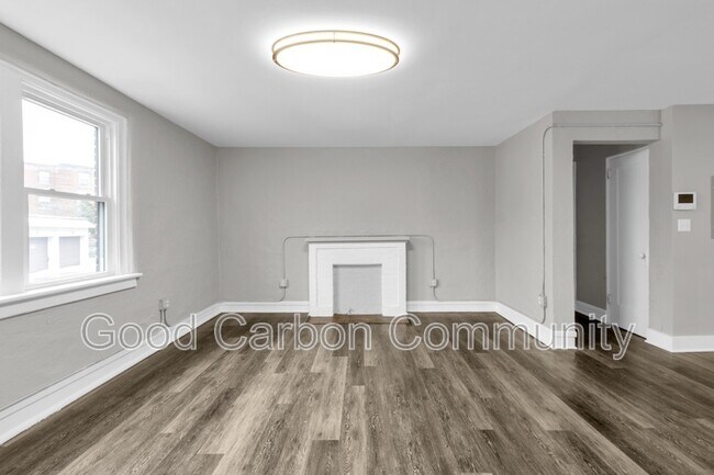 Photo - 1015 Amherst St Unit 6