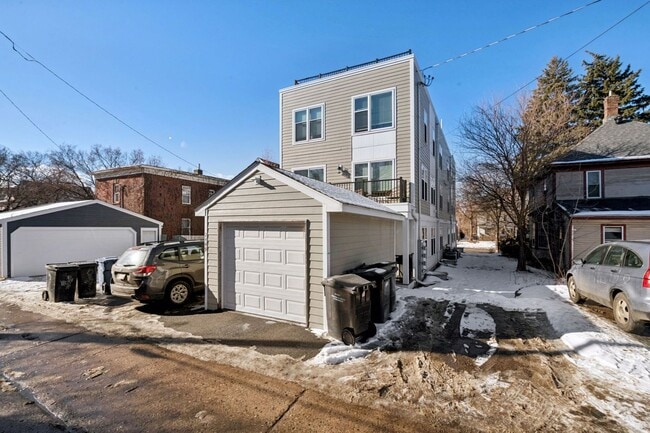 Photo - 2449 Lyndale Ave S Unit 1