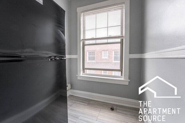 Photo - 3271 W Wrightwood Ave Unit 2O