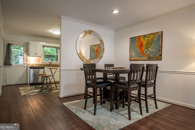 Photo - 210 E Cloverhurst Ave Unit 7