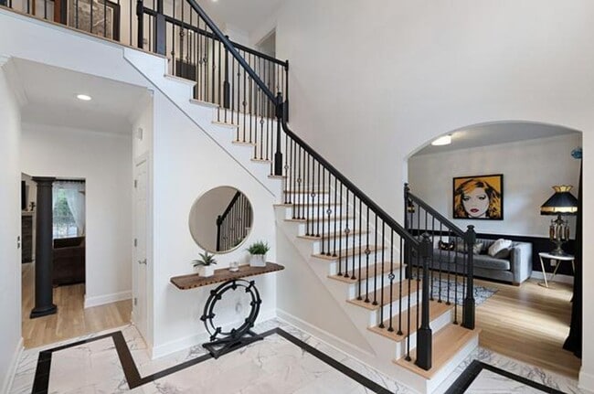 Photo - Stunning 5BR Executive Style Home in Brentwood