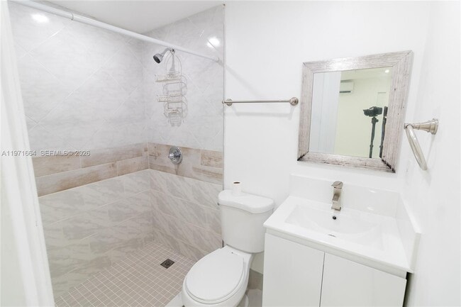 Photo - 5803 Buchanan St