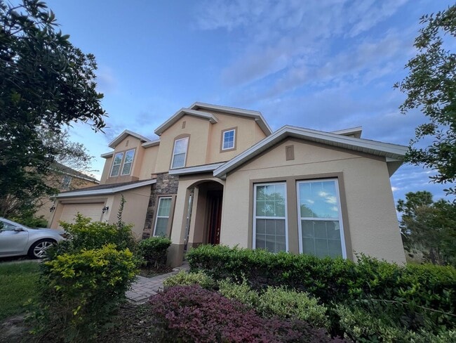 Building Photo - IMMEDIATE OCCUPANCY !!! LARGE// 5 Bedroom ... Rental
