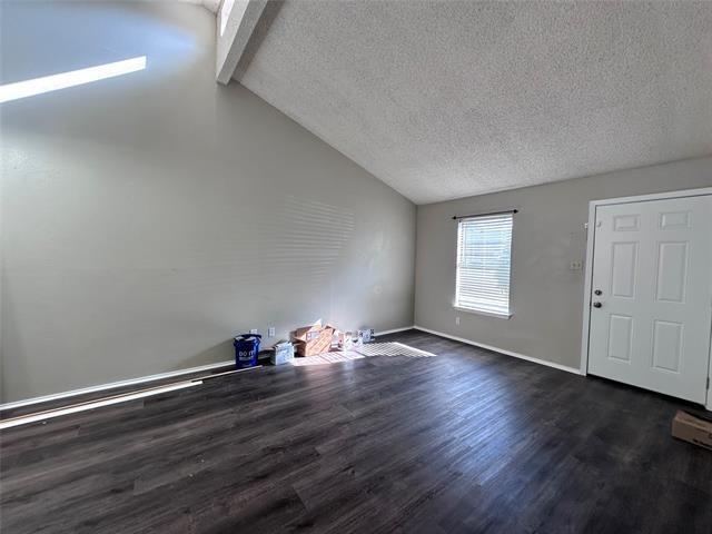 Photo - 1110 Lynn St