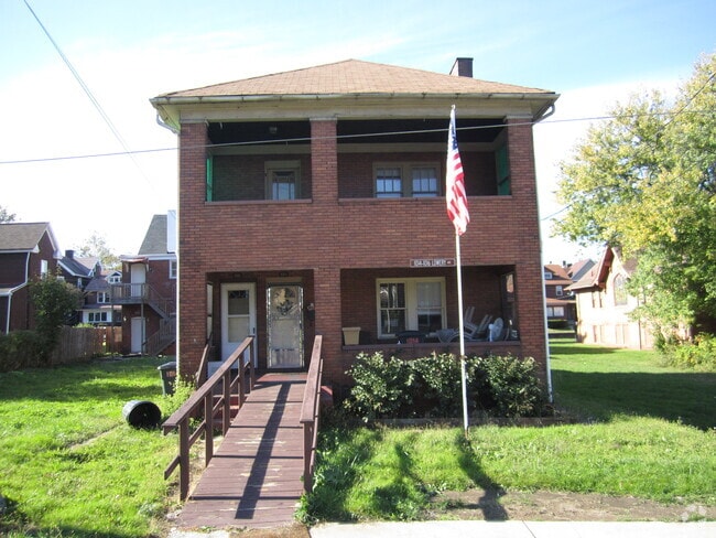 Building Photo - 1014 Lowery St Unit Lowery Rental