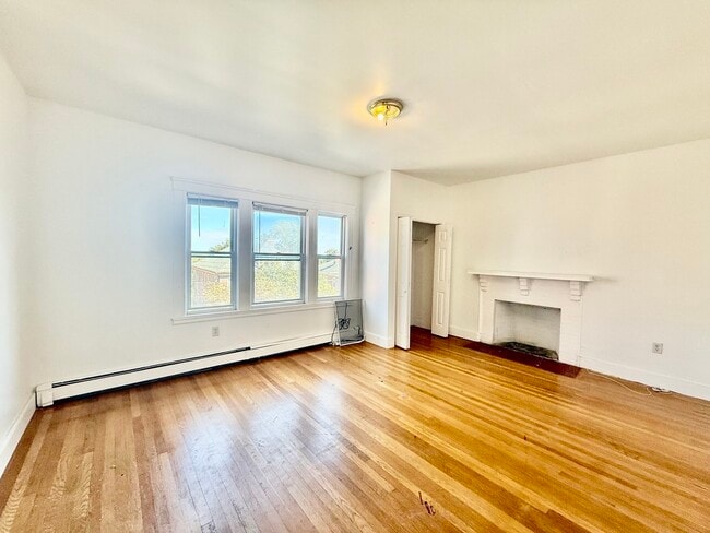62 Algonquin Rd