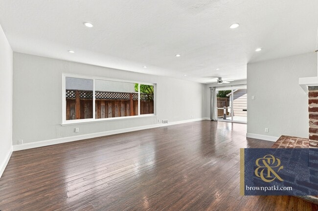 Photo - 1042 Madison Ave