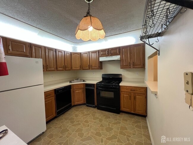 Photo - 72 Joyner Ct