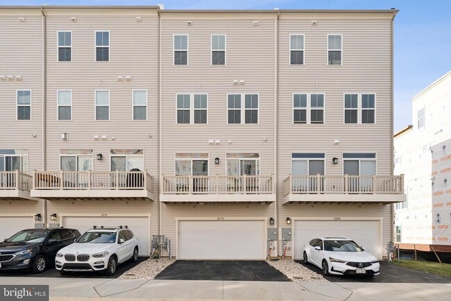 Photo - 22798 Tawny Pne Sq