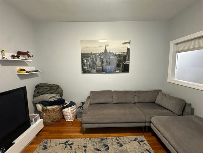 Photo - 332 Main St Unidad 1L