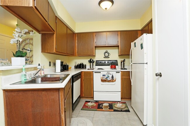 Photo - 2626 Holly Hall St Unit 1012