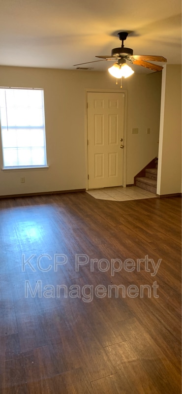 Photo - 3210 Phoenix Ave