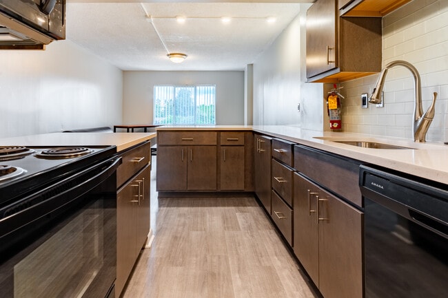 Photo - Calder Commons