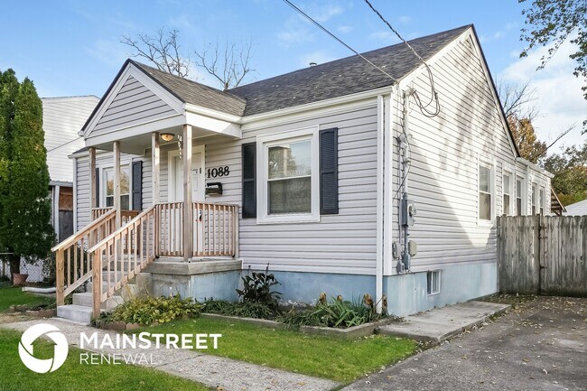1088 Bicknell Ave
