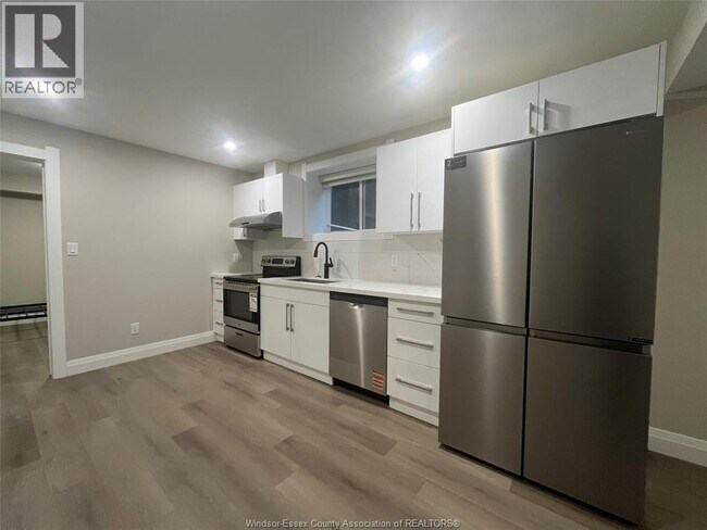 Photo - 917 McKay Ave