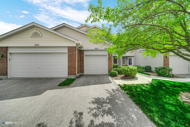 Building Photo - 1202 S Parkside Dr Rental