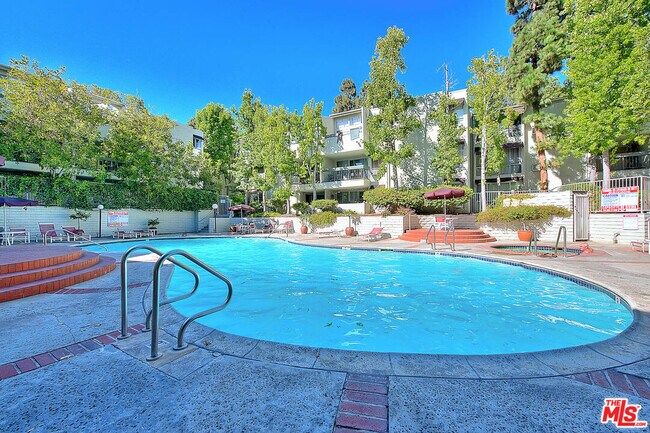 Photo - 4900 Overland Ave Unidad 274